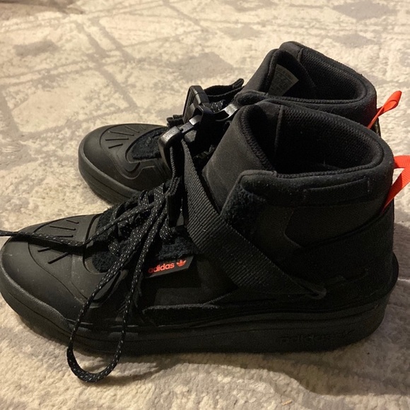 adidas Forum Hi GTX shoes main image 3